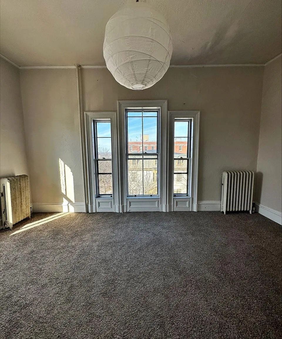 Studio, 900 sqft, $1,850 — Photo 3