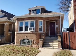 3048 N Marmora Ave, Chicago, IL 60634