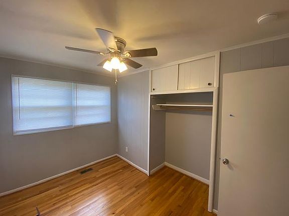 1st bedroom (NONE of the bedrooms are large enough for a king bed)