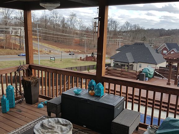3rd image of 3297 Timberdale Dr