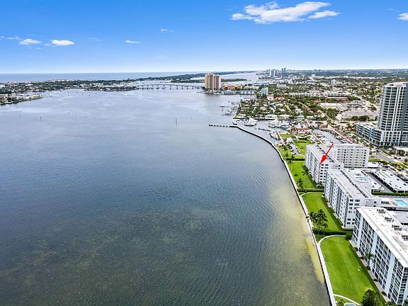 2nd image of 301 Lake Shore Drive #402