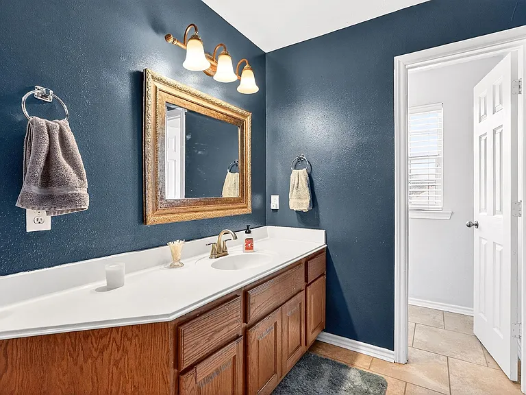 1308 Roanoke Ct — Photo 15