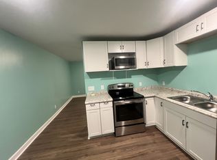 449 Chavasse Ave #2, Henderson, NC 27536