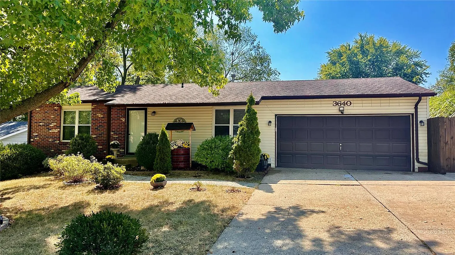 3640 Chervil Dr photo 1