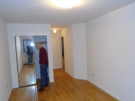 Rented by 18 REALTY | media 93