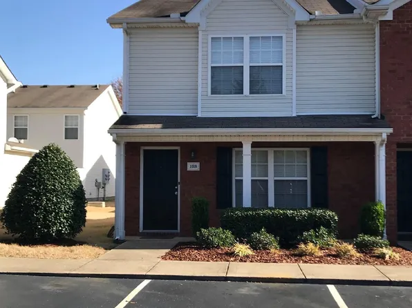 1018 Shaman Xing, Murfreesboro, TN 37128