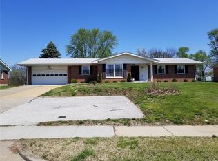11325 Old Saint Charles Rd, Bridgeton, MO 63044