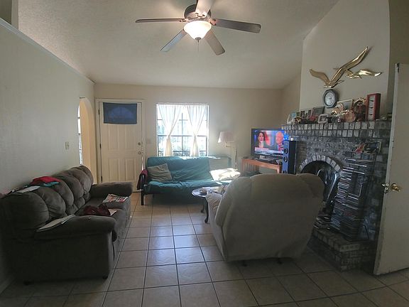 2nd image of 1546 Peter Hurd Dr