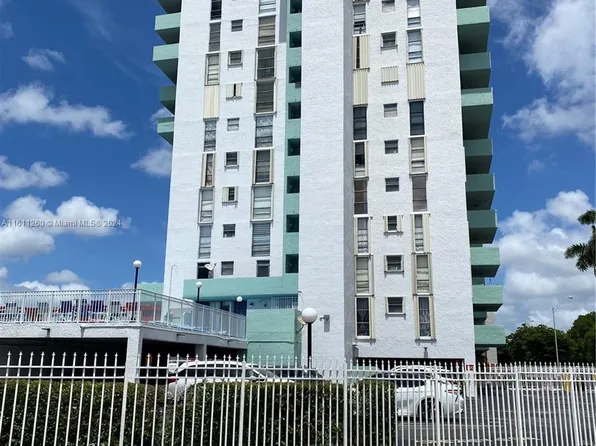 1825 W 44th Pl APT 508, Hialeah, FL 33012