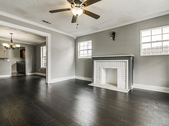 5th image of 126 Neches St