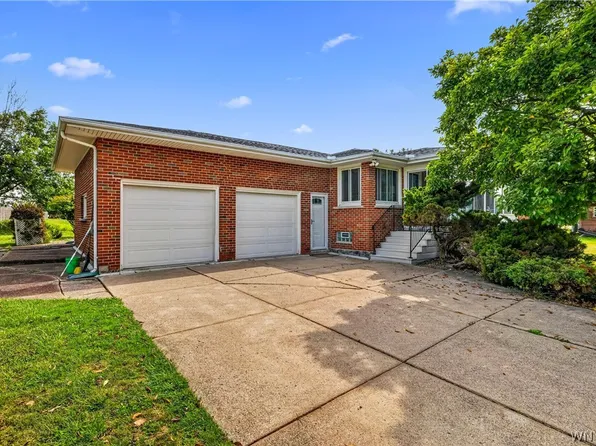 1608 Orchard Park Rd, West Seneca, NY 14224