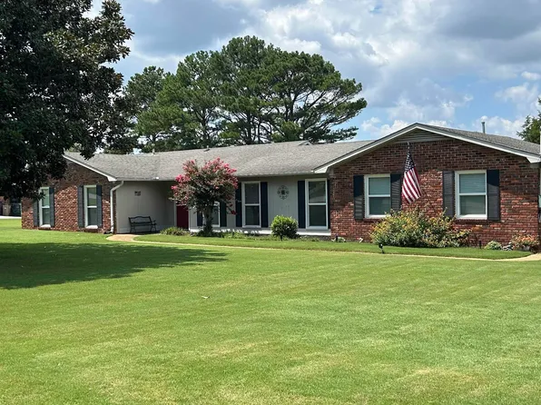 4201 Horseshoe Bnd SE, Decatur, AL 35603