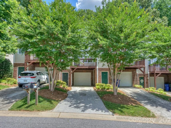 121 High Ridge Rd, Mooresville, NC 28117