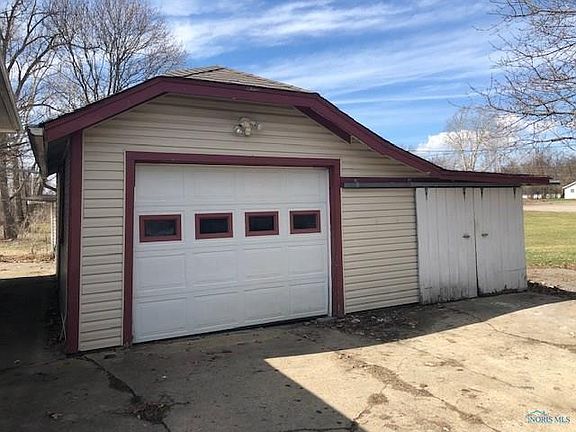 2nd image of 125 Bungalow Ct