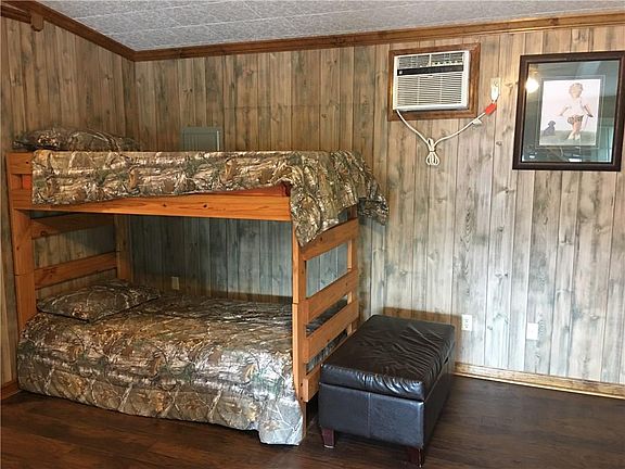 4th image of 130 Sunset Ln #6