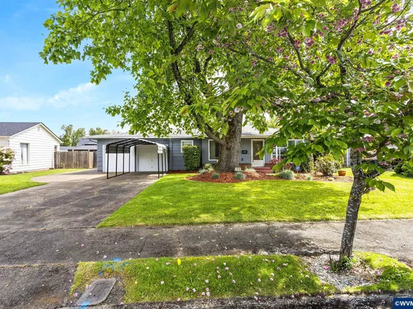 1335 Chestnut St SE, Albany, OR 97322