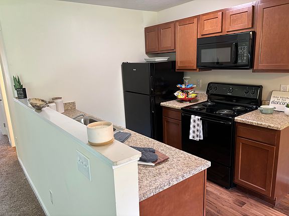 4th image of 3754C Cornell Dr #3754C