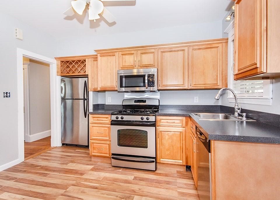 1st image of 28 Bunton St Unit 1