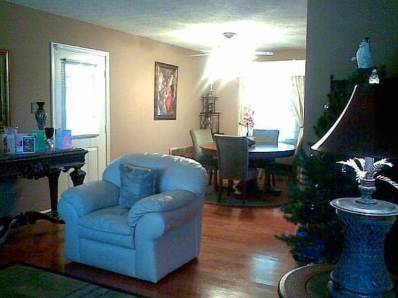 Living room/Dining room