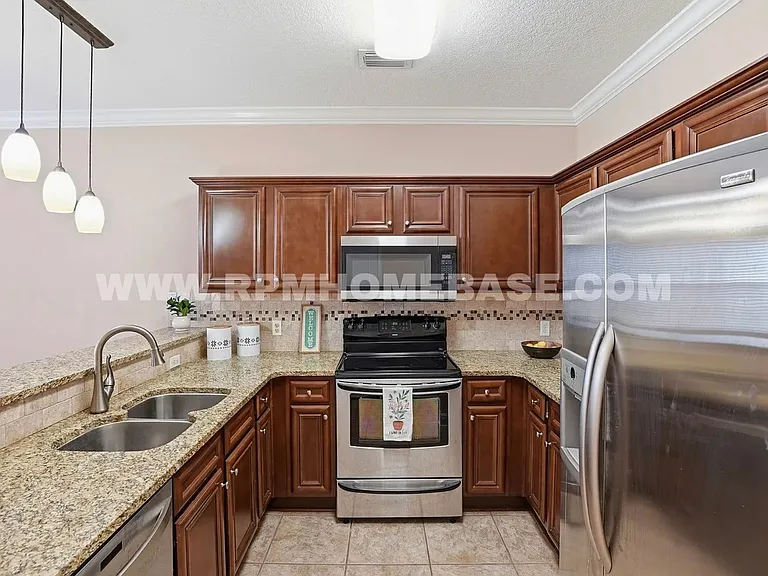 2176 Hadleigh Hills Ct — Photo 4