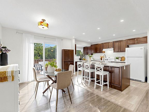 4th image of 17 Blackstone Ct