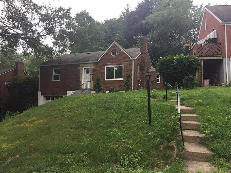 1st image of 718 Gaywood Dr