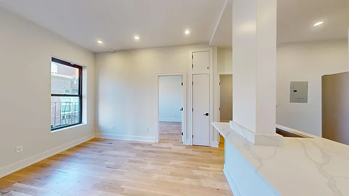 Rented by Bond New York | media 4