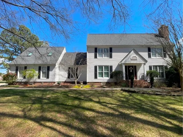 2504 Manion Dr, Williamsburg, VA 23185