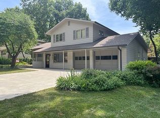 2841 Nevada St, Manhattan, KS 66502