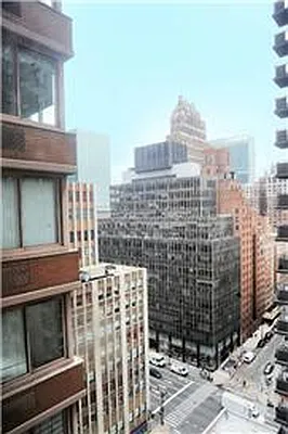 Rented by RELO REDAC INC. | media 11