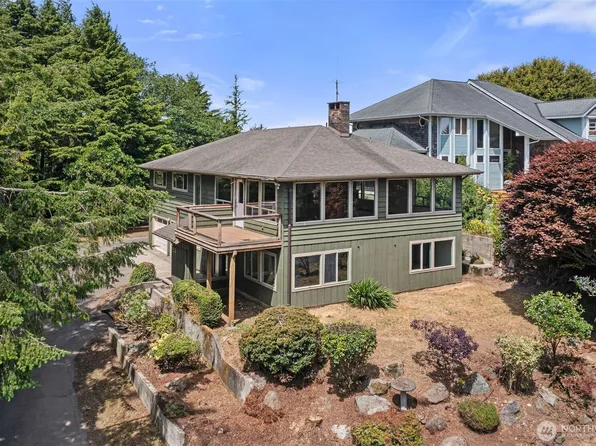 2123 Wecoma Place, Ilwaco, WA 98624
