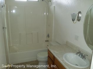 1771 Eugenia Ave APT C, Redding, CA 96001