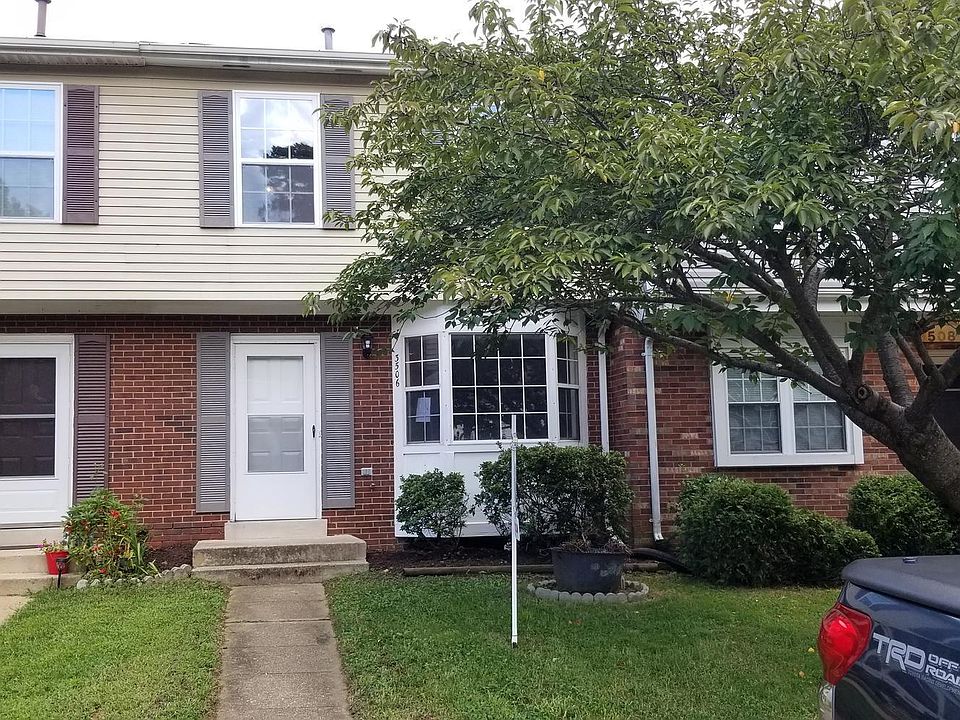 1st image of 3506 Castle Hill Dr