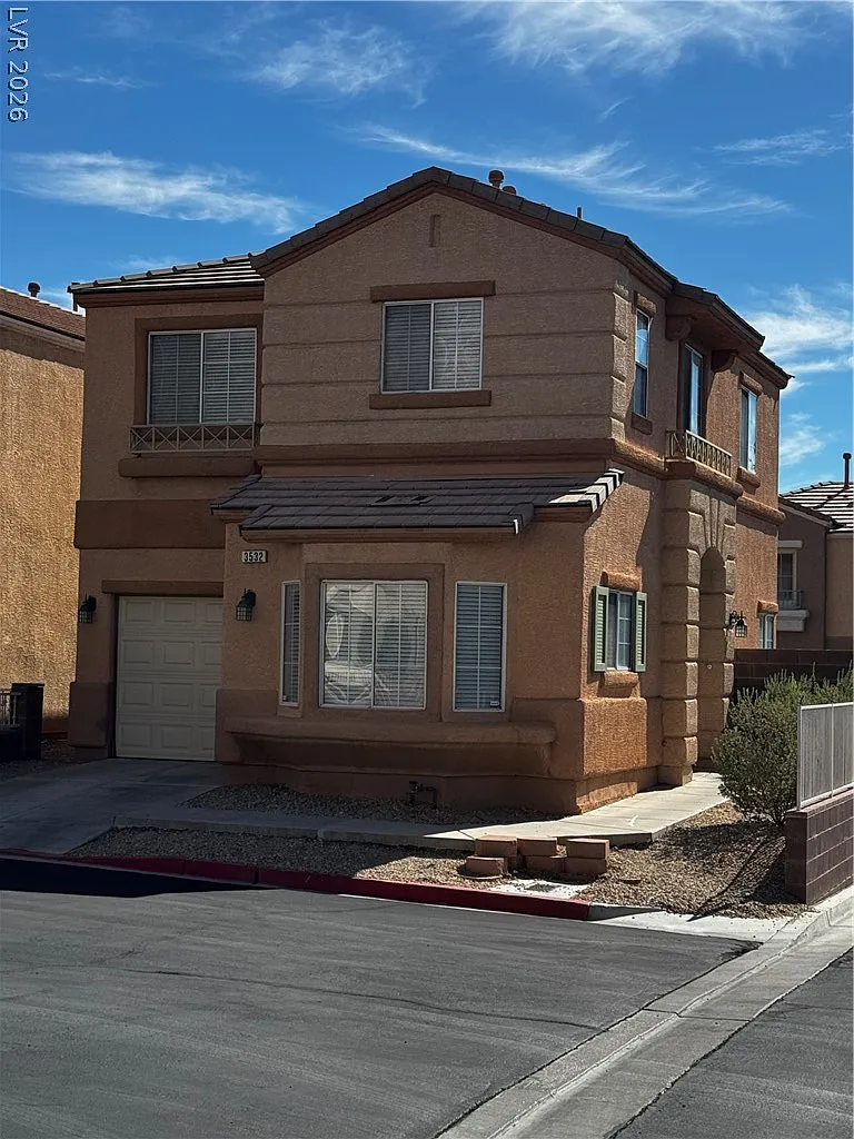 3 bed, 2.5 bath, 1412 sqft, $1,795 — Photo 2