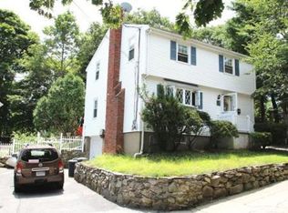 76 Town Hill St, Quincy, MA 02169
