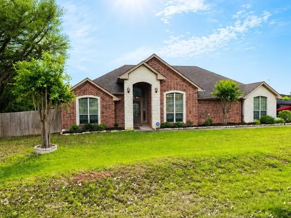 2700 Random Ct, Granbury, TX 76049