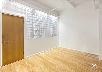 Rented by Warburg