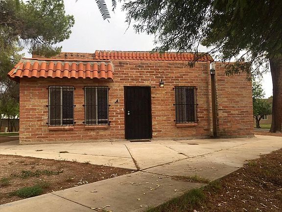 2nd image of 6616 E Calle La Paz