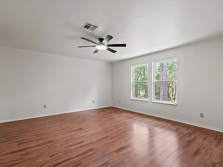 1014 FM 1441 — Photo 31