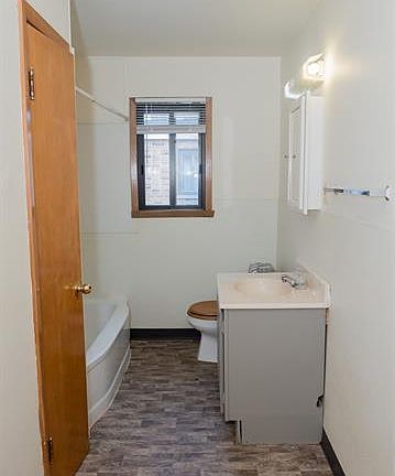 5th image of 1209 Broadway N #3