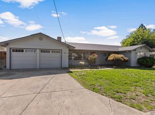 106 Victoria Way, Central Pt, OR 97502