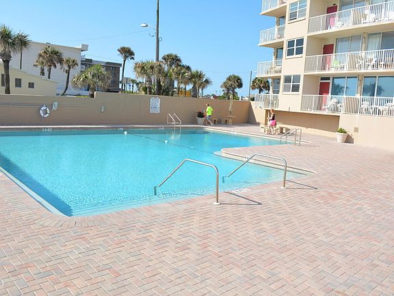 4th image of 800 N Atlantic Ave #311