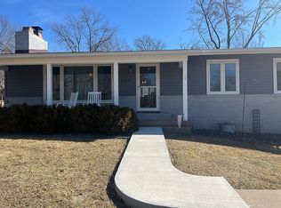 707 S Maple St, Fairfield, IA 52556