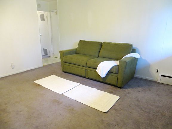 2nd image of 5 Wyndover Woods Ln APT 9