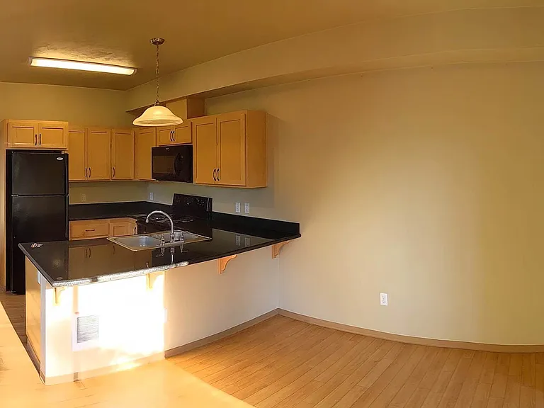 Unit #2 - 1st Floor Unit #2 - 1st Floor