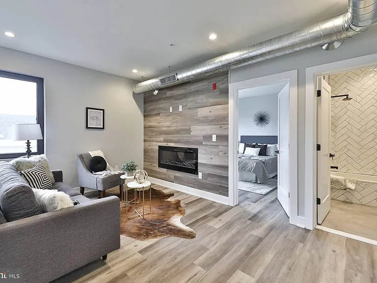 1612 Cambridge St #-203 — Photo 11