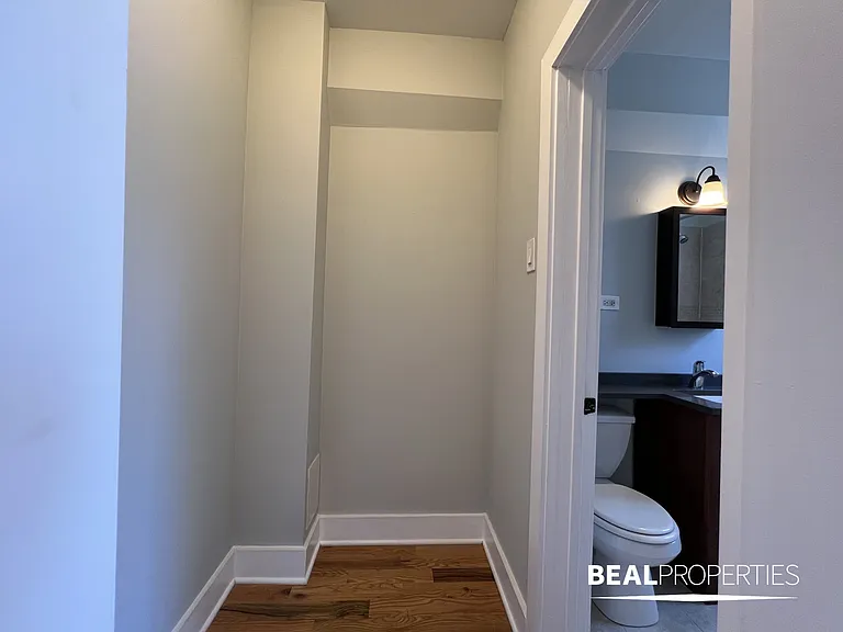 1164 North Dearborn Street — Photo 58
