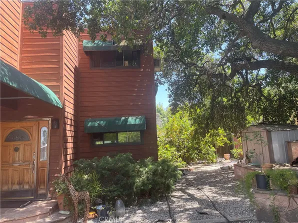 3518 Gladiola Dr, Calabasas, CA 91302