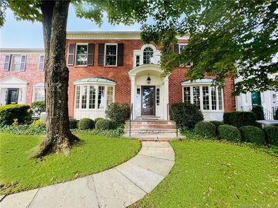 312 Elm Street #51, New Canaan, CT, 06840