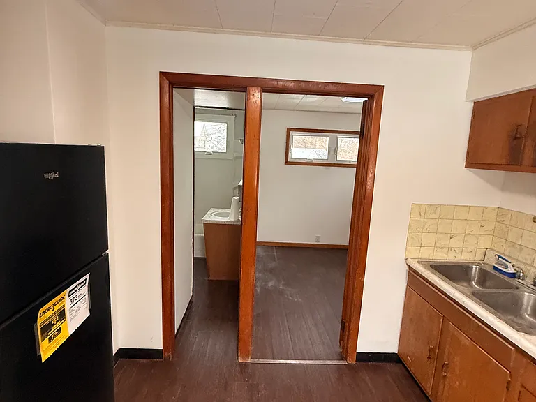 621 Morgan Ave — Photo 10